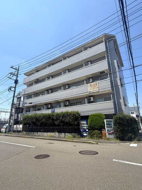 ウィング子安