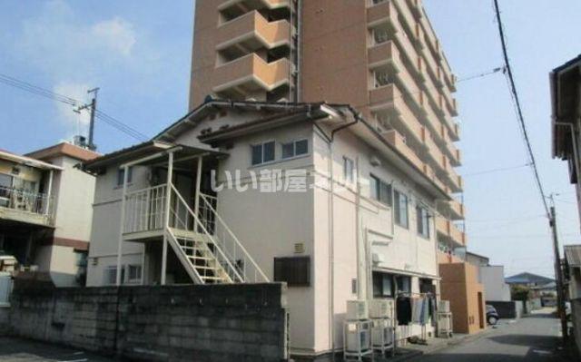 元町アパート