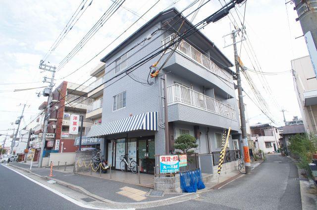 前畑ハイツ