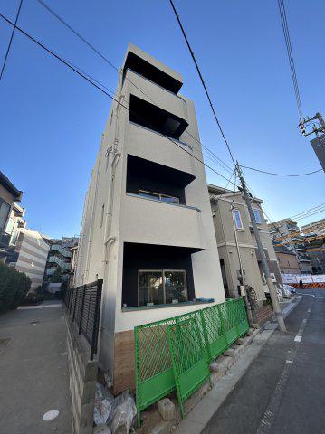 GALLARDO ITABASHI MAENOCHO