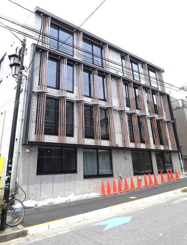 EST LARGO SHIBUYA エストラルゴ渋谷