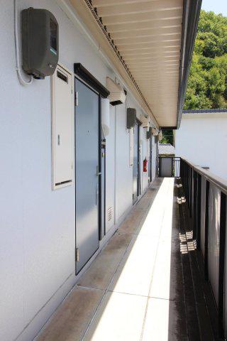 ビーライン川南