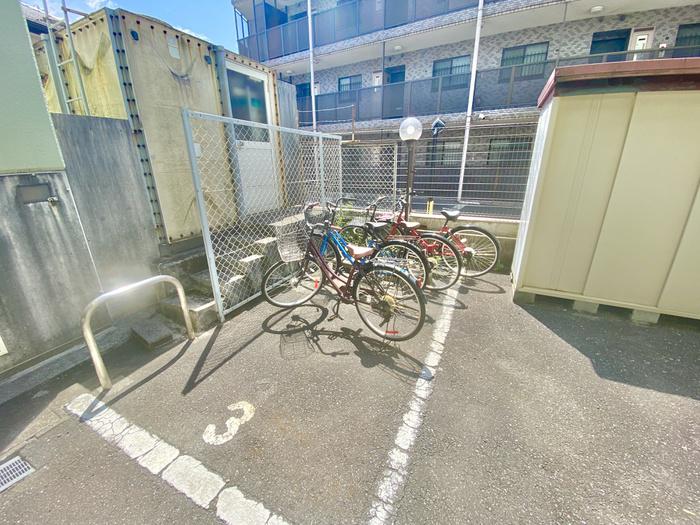 成和マンション