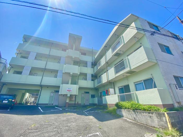 成和マンション