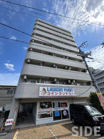 エムズパラッツォ城東