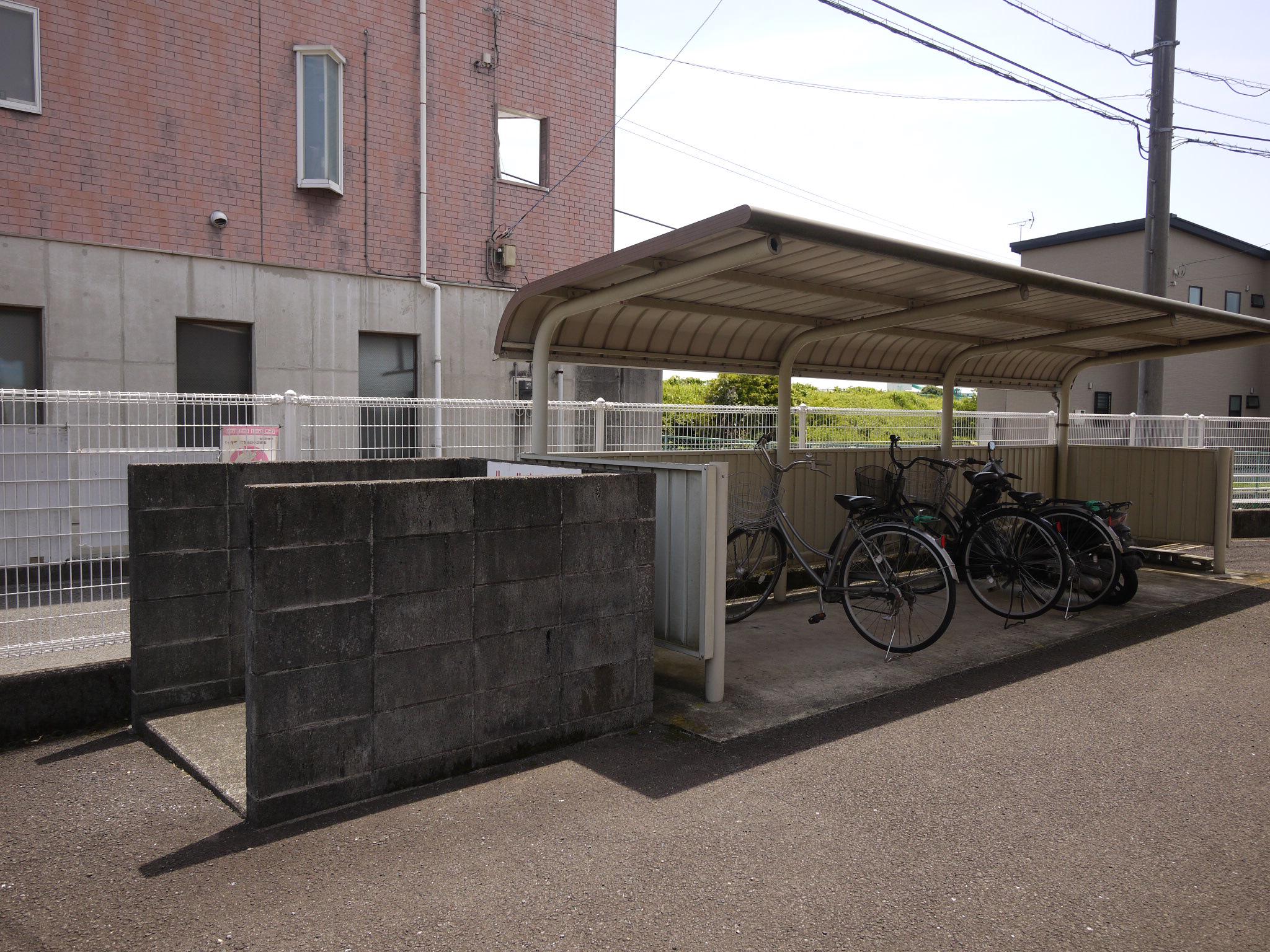 ソレーユ飯田岡