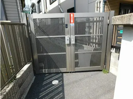 ヴィラM・I(1K/2階)の外観写真