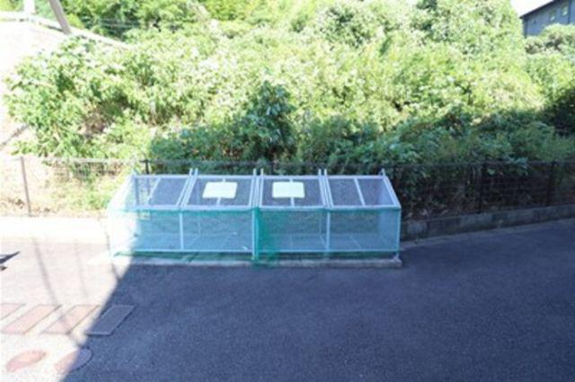 ロイヤルガーデン小佐世保A棟