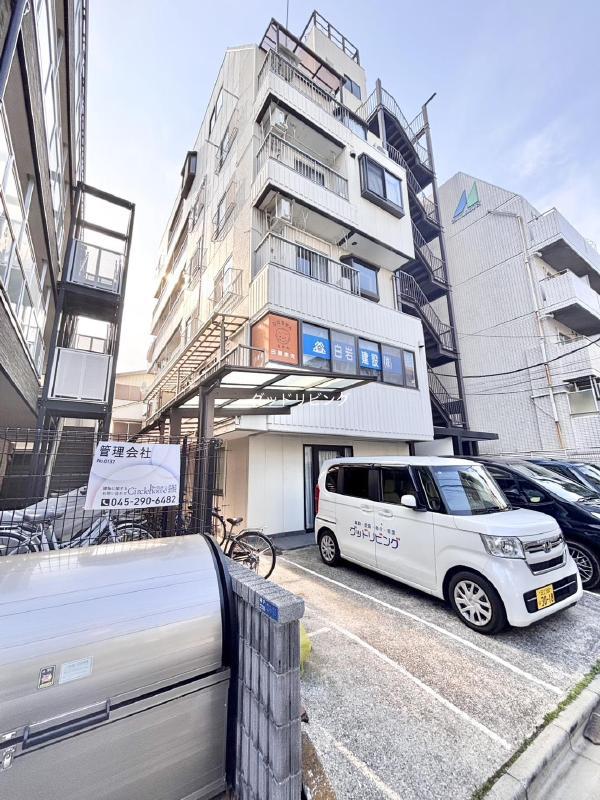 白岩ビル