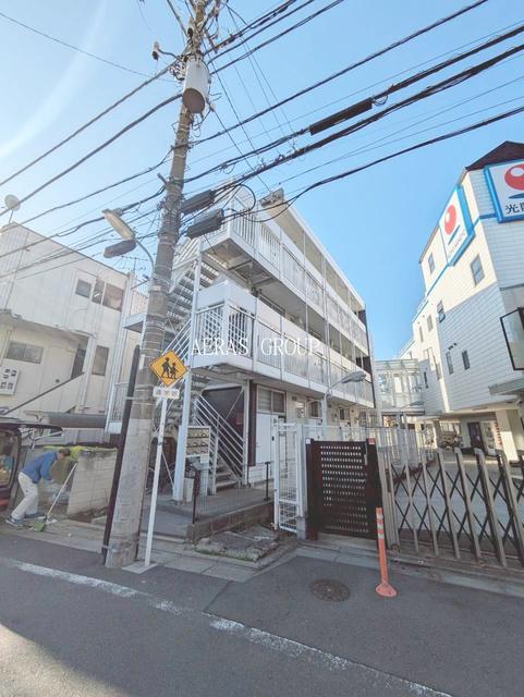 レオパレスチェリー