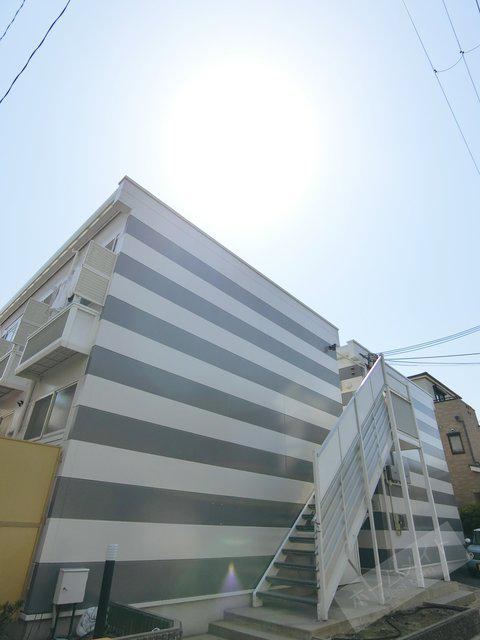 レオパレスレインボー