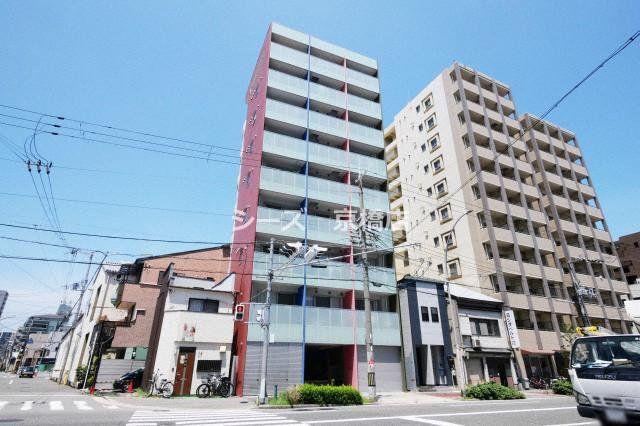 ストラータ