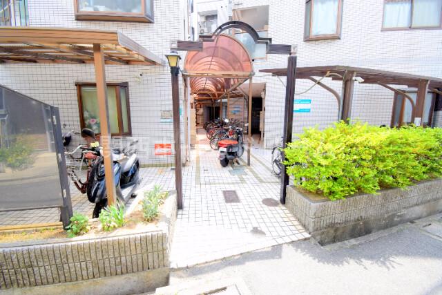 オペルII番館