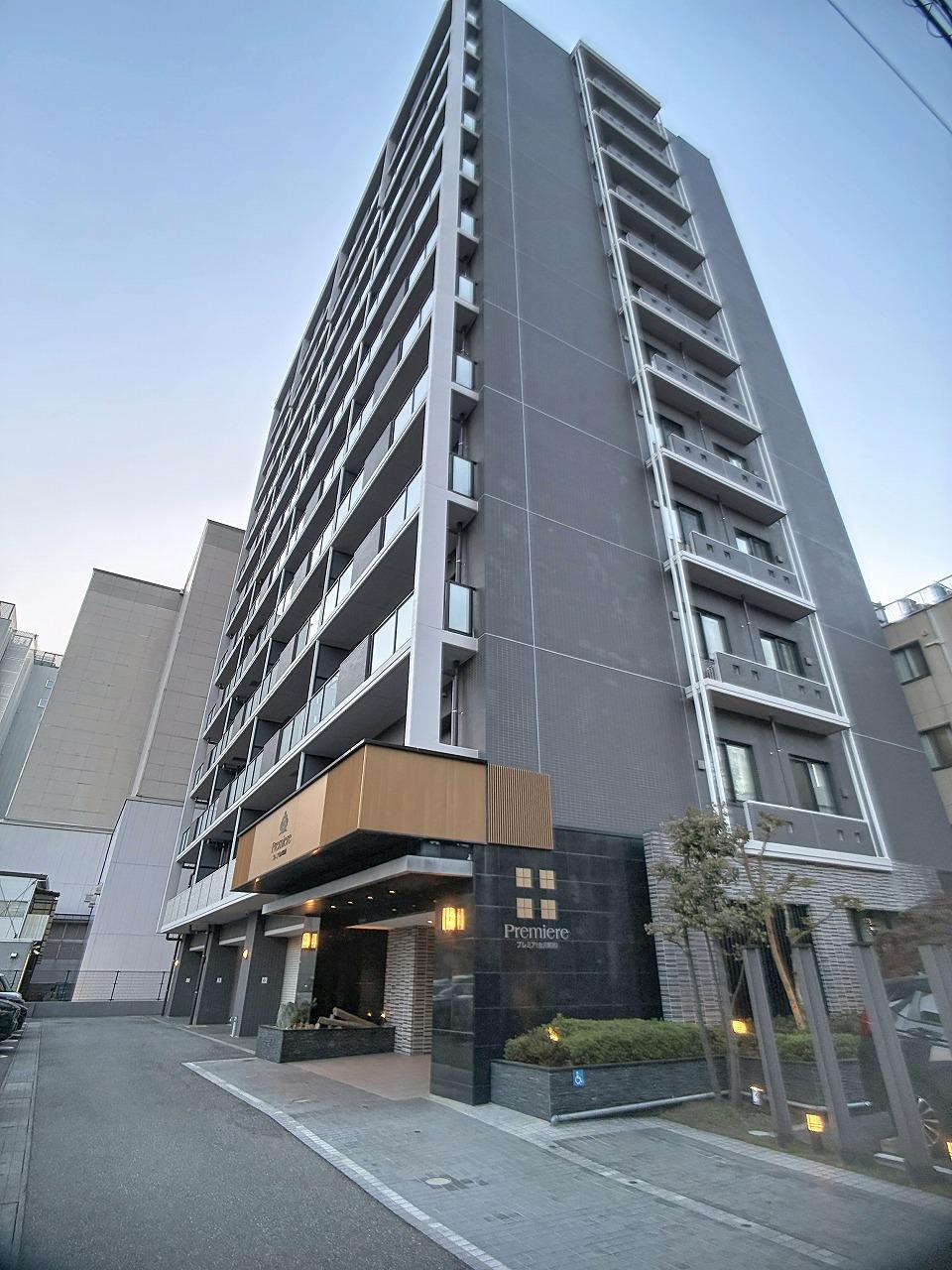 プレミア金沢駅前