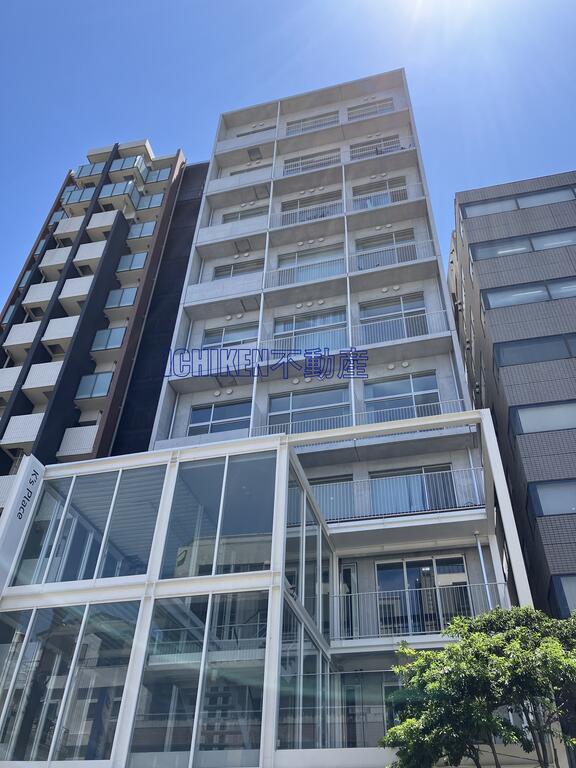 KS PLACE