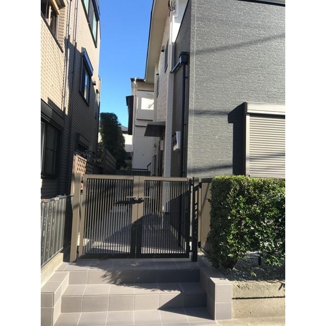 テラススクエア