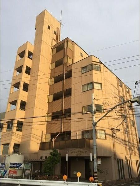 グランドヒルズ西川