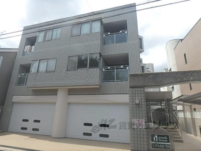 グランレブリー御所東Ⅱ