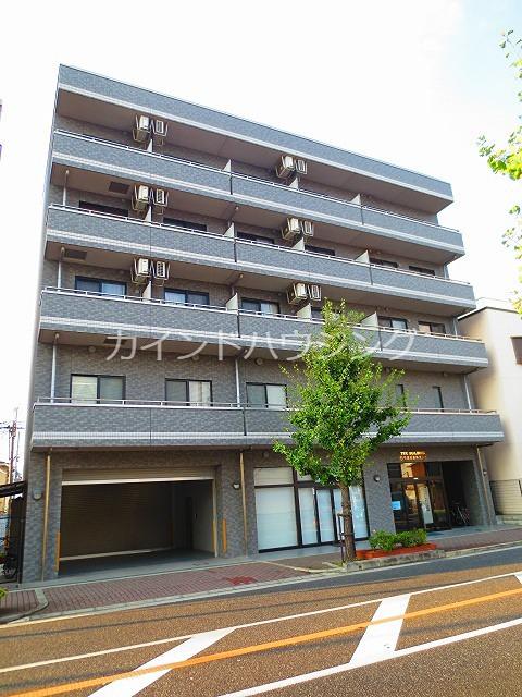 T.B.Kビル