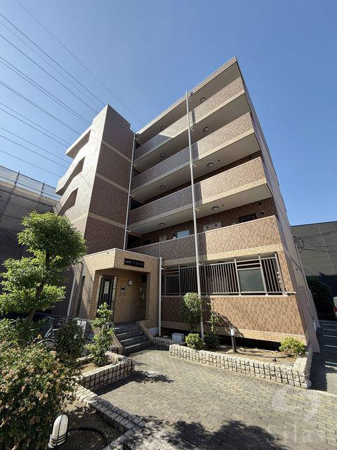 シャルマンフジもずウエスト
