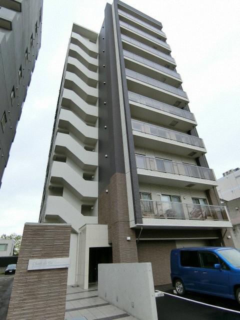 CHAM DE DE