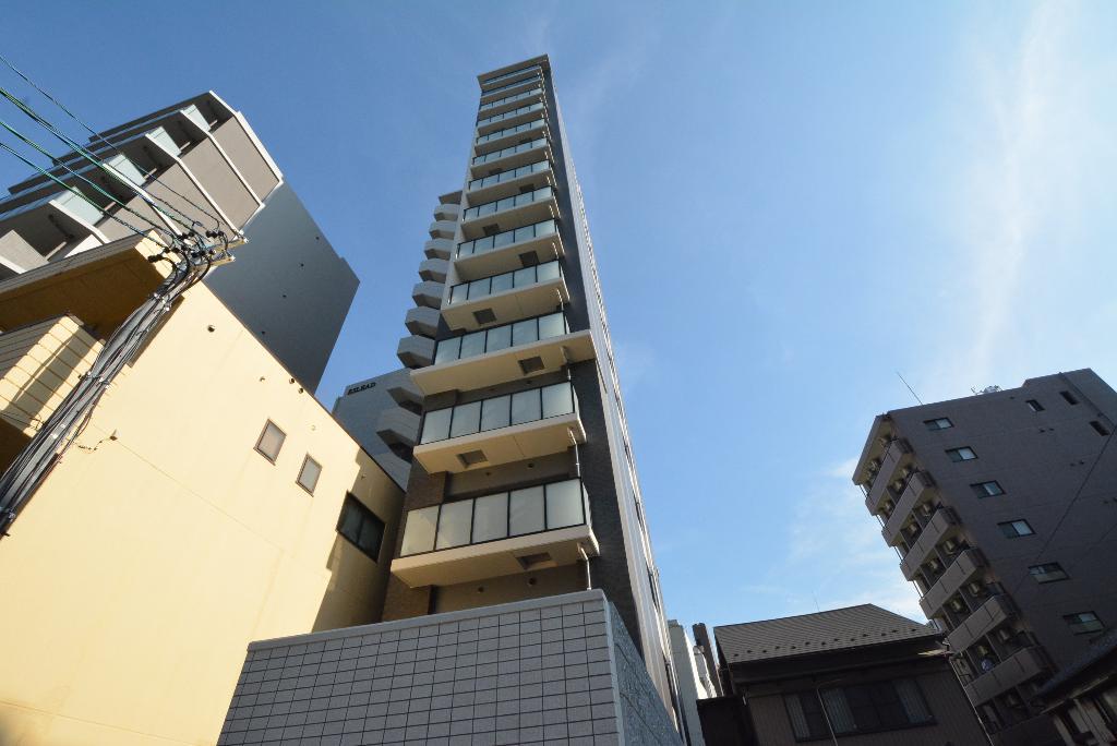 プレサンスレイズ金山アクス