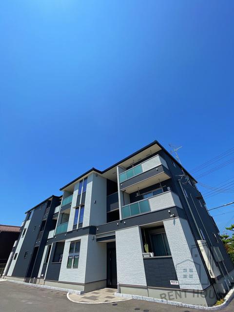 SKY PALACE