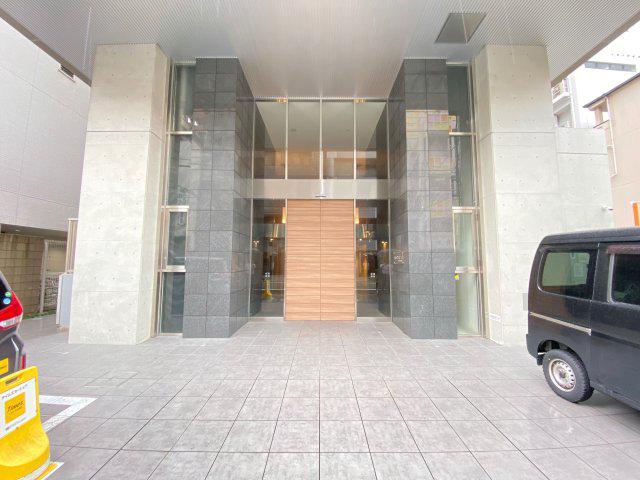 BLAU本町東
