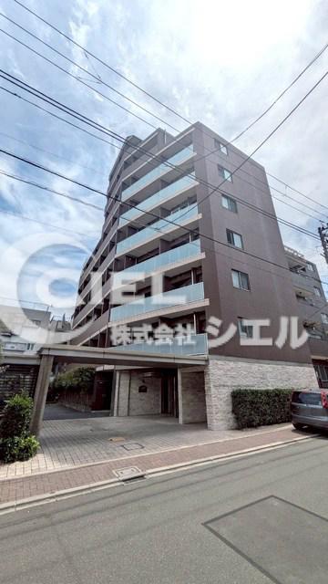 プレール・ドゥーク板橋区役所前