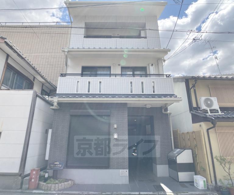 フルール川端