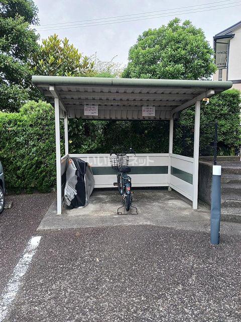 ロイヤル不二 B棟