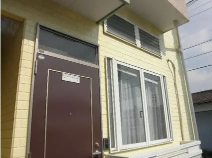 コメットハウス(1K/1階)の外観写真