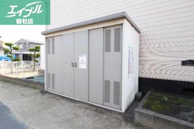 プレジール西元屋A