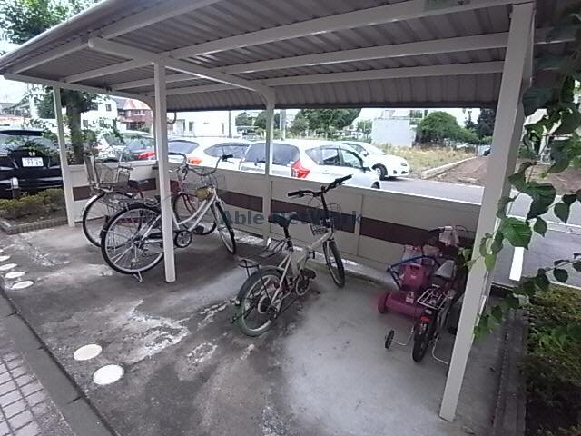 フローレンス古田 B