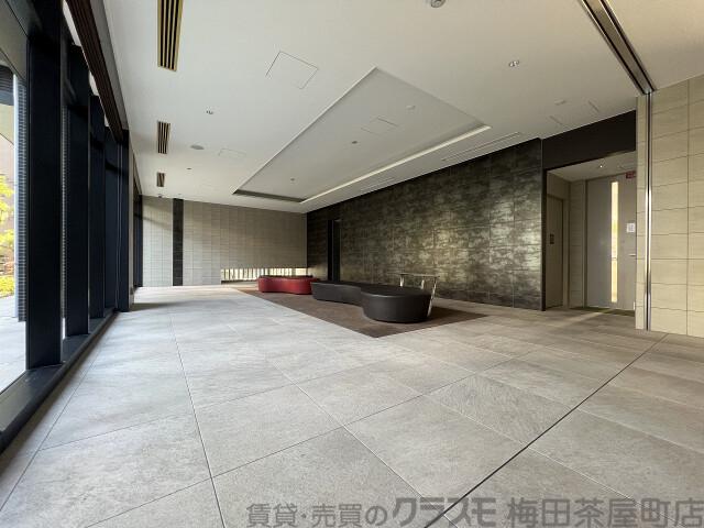 ロジュマンタワー梅田