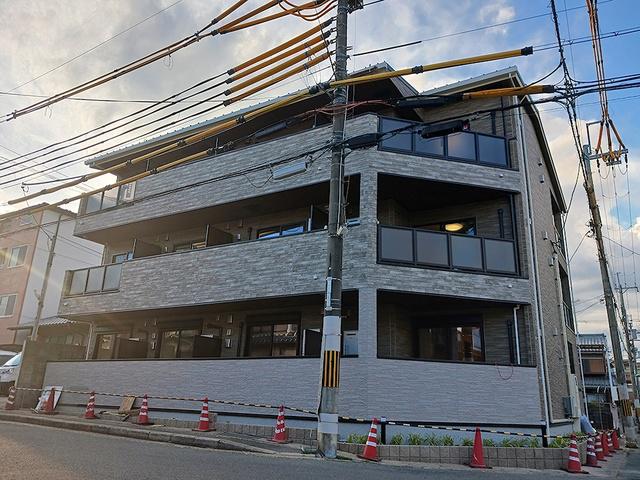 ヒカルサ京都御薗橋通