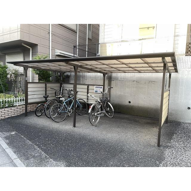メゾンエストリーヴ