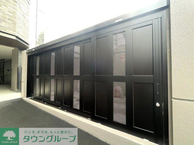 プレサンス ロジェ 栄三丁目