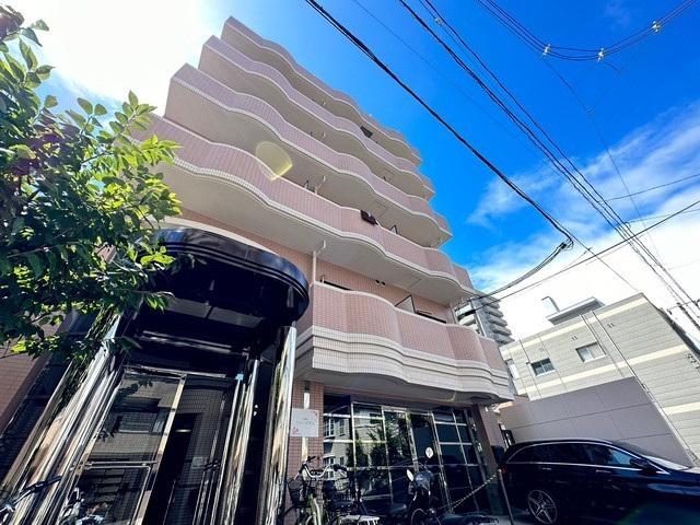 LA LLURE舟入