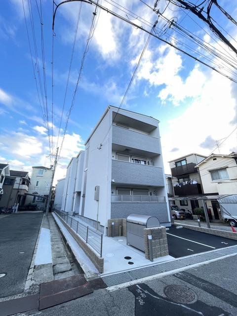 クリエオーレ初芝