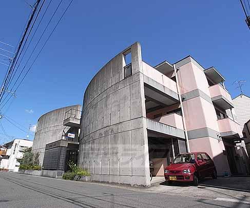 クレセント・オークス