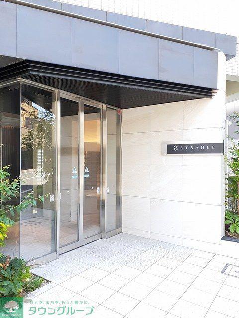 シュトラーレ 八日町