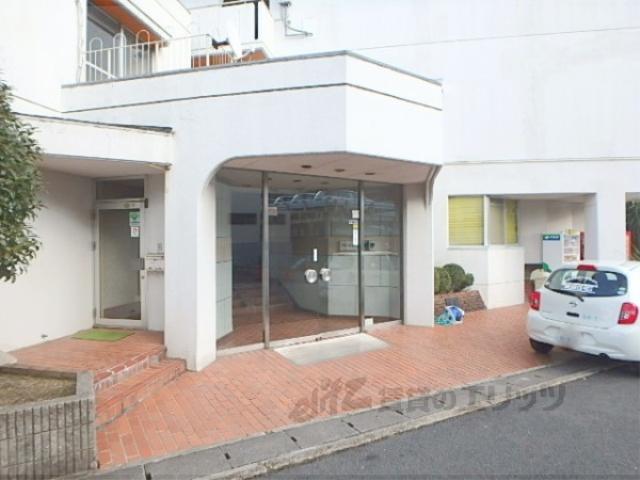プルーリオン勧修寺