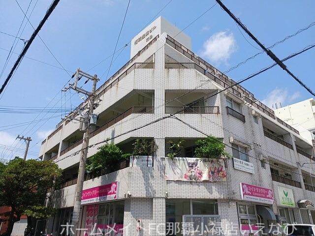 福琉産業ビル前島