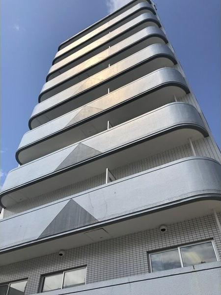ドエルラクーン・大通公園
