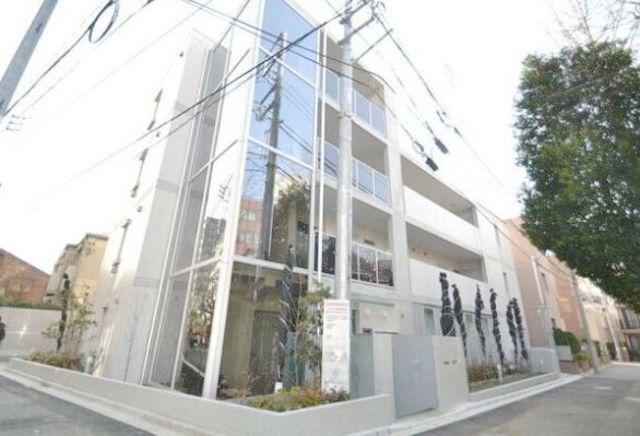 HOUSE MM