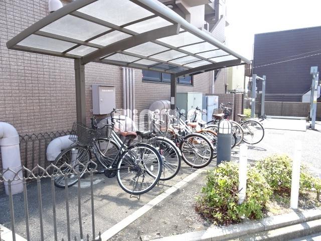 ロードサイドヒルズ