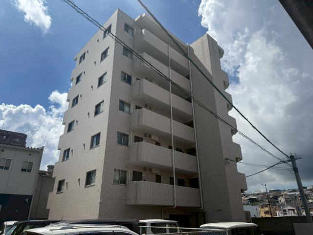 LUX新栄