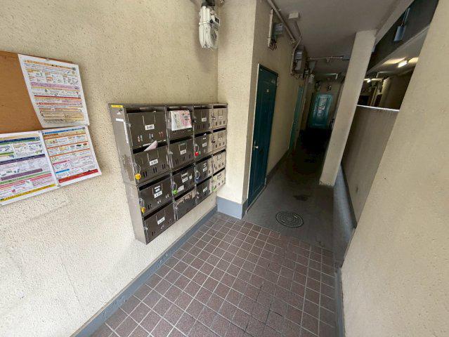 ツインコーポ公園南 A棟
