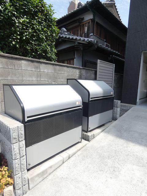 セラヴィ